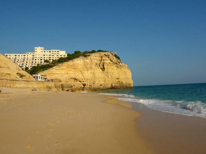 Os Reais - Apt In Front Of The Beach In Centeanes Carvoeiro  Exteriör bild
